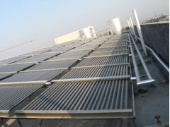 河南新能源應用技術研究推廣中心熱水工程-- 河南新能源應用技術研究推廣中心