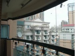 重慶泊眾生產無框陽臺窗-- 重慶泊眾工貿有限公司銷售部