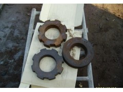 發(fā)電廠，汽輪機廠等鍋爐電站輔機設(shè)備耐磨消耗配件。-- 青島鑫泉鑄鋼加工廠
