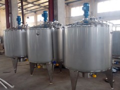 電加熱發酵罐-- 溫州市康仁機械設備有限公司