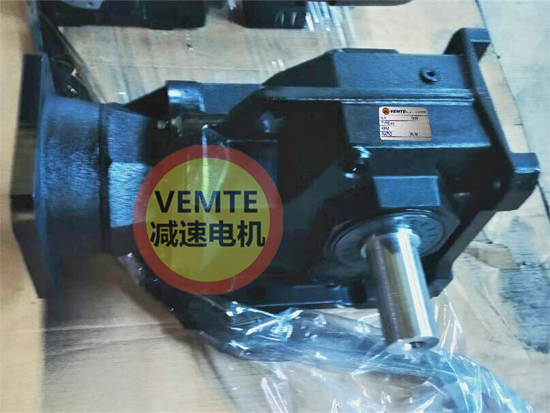 K57RF37DRE90M4轉角齒輪減速電機不帶自鎖-- 成都世樂益民環(huán)?？萍加邢薰? class=