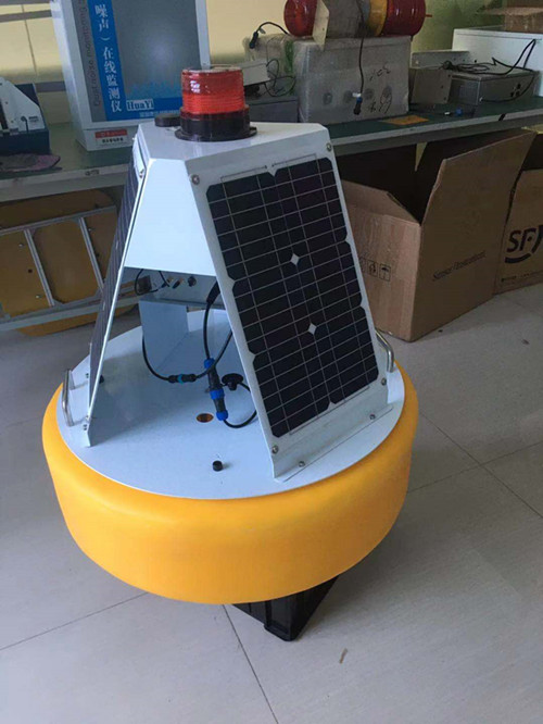 湖泊浮標(biāo)式太陽能供電水質(zhì)在線監(jiān)測探頭-- 深圳市云傳物聯(lián)技術(shù)有限公司