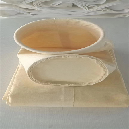 ?廠家直銷?氟美斯滌綸覆膜針刺氈除塵濾袋過濾集塵袋-- 固安縣溫泉休閑商務產(chǎn)業(yè)園區(qū)曼宇過濾器材設備廠
